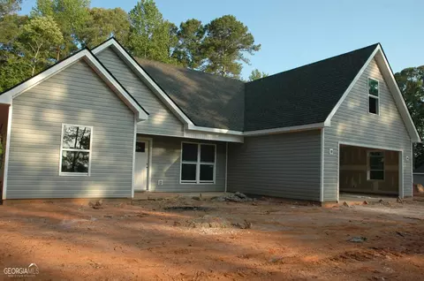 334 Waterview Dr, Lagrange, GA 30240