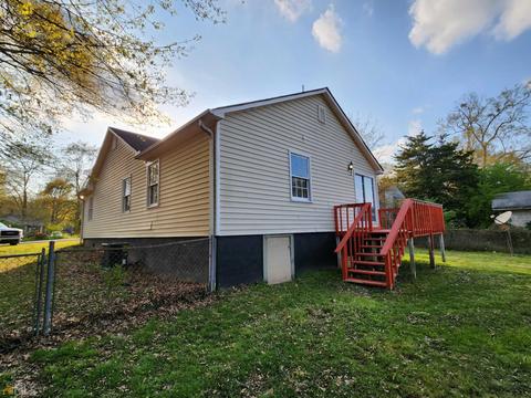 92 Branch St, Toccoa, GA 30577 photo 5