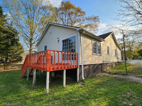 92 Branch St, Toccoa, GA 30577 photo 4