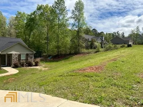 85 Richmond Dr, Lagrange, GA 30240 photo 2
