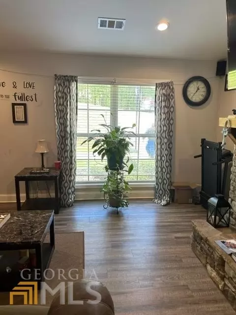 85 Richmond Dr, Lagrange, GA 30240 photo 5