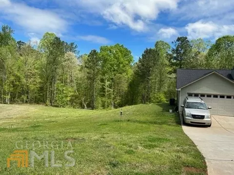 85 Richmond Dr, Lagrange, GA 30240 photo 3