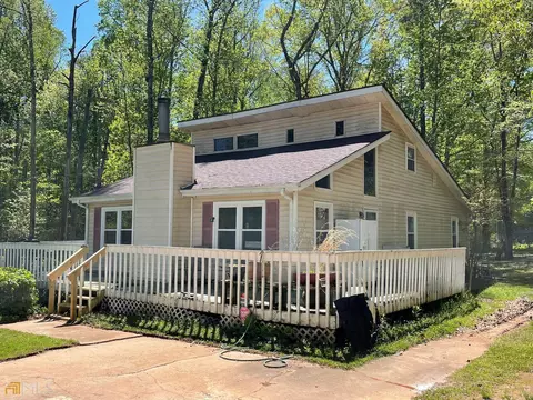 50 Hearthstone Dr N, Newnan, GA 30263