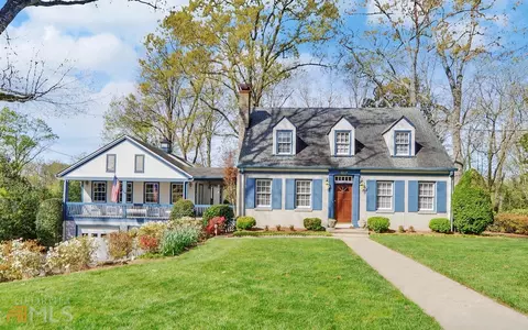 817 Memorial Dr, Gainesville, GA 30501