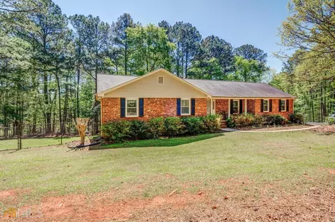 35 Cross Rd, Covington, GA 30016 photo 2