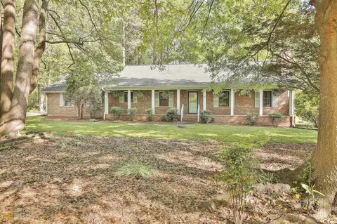 520 Anthony Dr, Tyrone, GA 30290 photo 3