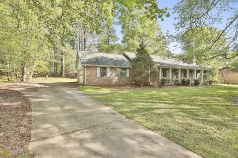 520 Anthony Dr, Tyrone, GA 30290 photo 5