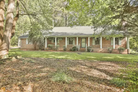 520 Anthony Dr, Tyrone, GA 30290 photo 2
