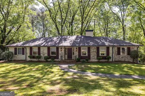 19 Virginia Cir, Rome, GA 30161