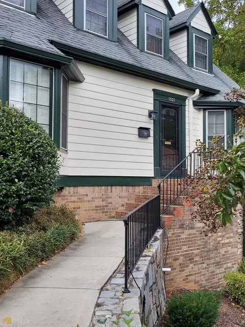 1537 Brianwood Rd, Decatur, GA 30033