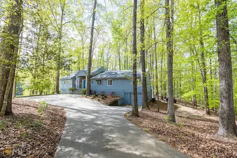 111 Briar Ct, Westminster, SC 29693