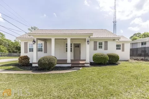 379 Rogers Ave, Macon, GA 31204
