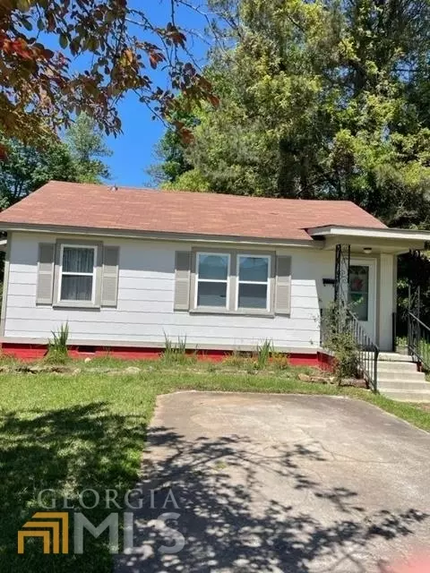 502 4th St, Manchester, GA 31816