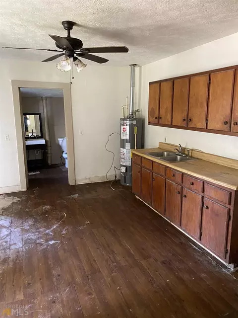 1312 Juniper St, Lagrange, GA 30240 photo 4