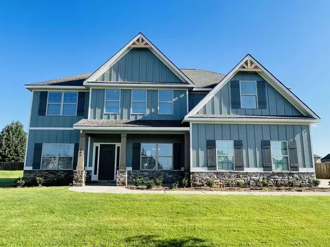 405 Cambrian Dr #24, Kathleen, GA 31047