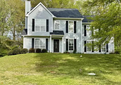 130 Hawthorne Cir, Lagrange, GA 30240