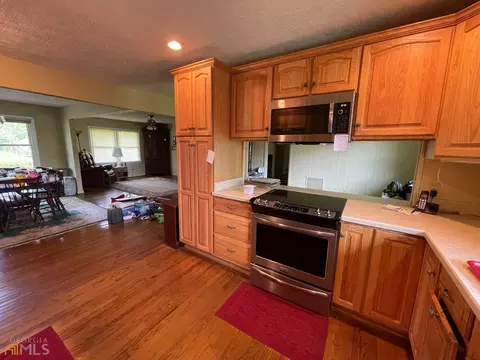 1352 Chase Rd, Cornelia, GA 30531 photo 4