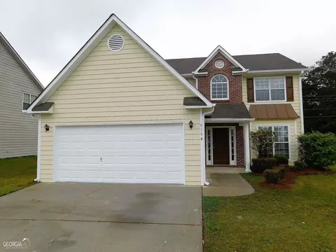 8194 Mustang Ln, Riverdale, GA 30274