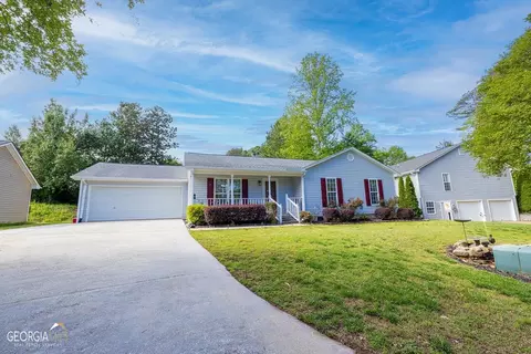 105 Point Place Dr, Westminster, SC 29693