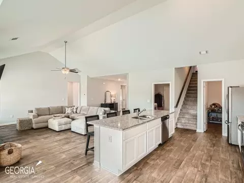40 Fox Dr, Winder, GA 30680 photo 9