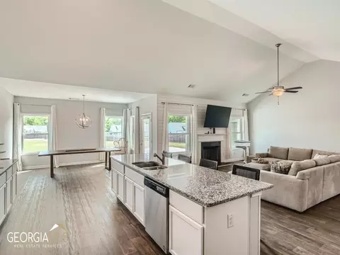 40 Fox Dr, Winder, GA 30680 photo 8