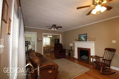 112 Redbud Dr, Barnesville, GA 30204 photo 5