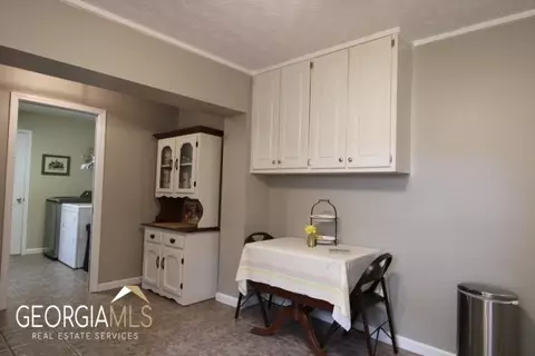 112 Redbud Dr, Barnesville, GA 30204 photo 10
