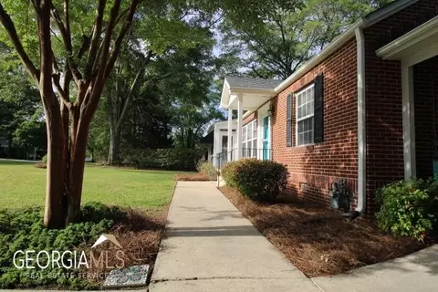 112 Redbud Dr, Barnesville, GA 30204 photo 2