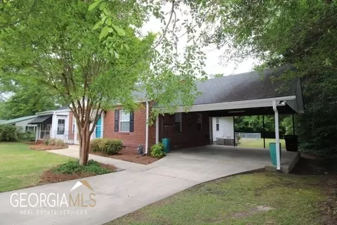 112 Redbud Dr, Barnesville, GA 30204 photo 3