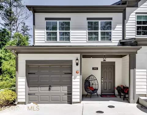 2902 Ilir Manor Dr NW, Atlanta, GA 30318