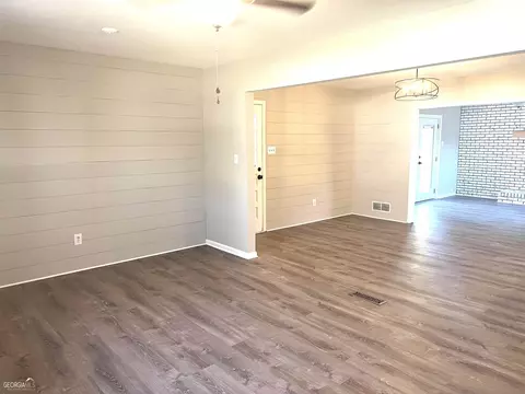 5160 David Cir, Covington, GA 30014 photo 8