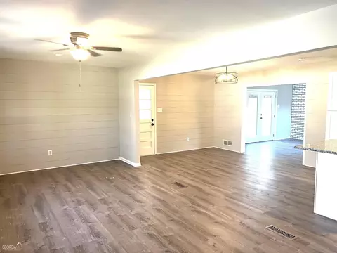 5160 David Cir, Covington, GA 30014 photo 7