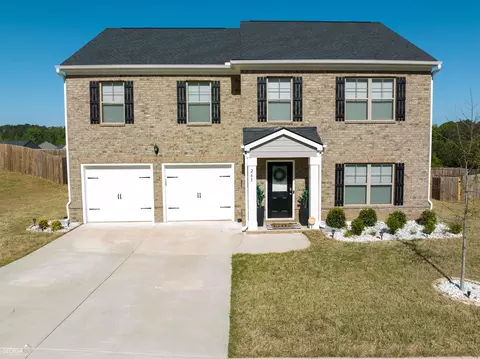 265 Twin Lakes Dr, Covington, GA 30016