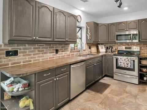 165 Williamson Dr, Williamson, GA 30292 photo 10