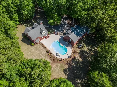 476 Macedonia Rd, Covington, GA 30014