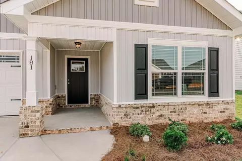 181 Red Tail Cir, Byron, GA 31008 photo 2