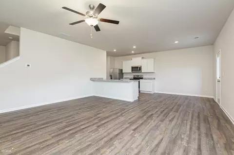 628 Meadows Farm Way, Monroe, GA 30655 photo 3