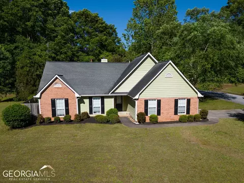 45 Manor Oak Ln, Covington, GA 30014