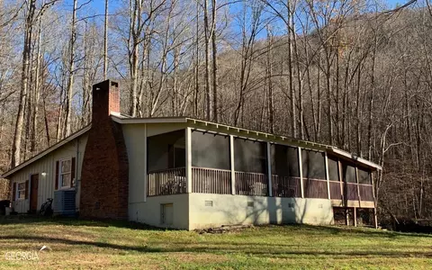 1449 Muskrat Creek Rd, Hayesville, NC 28904