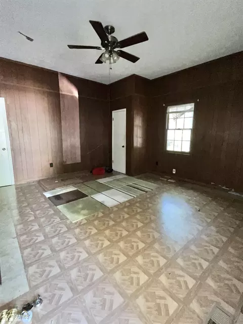 25 Thornton St, Lagrange, GA 30241 photo 4