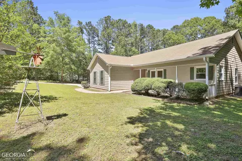 135 Wagon Wheel Trl, Senoia, GA 30276