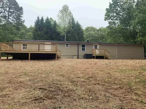 902 Laurel Ln, Winder, GA 30680 photo 4