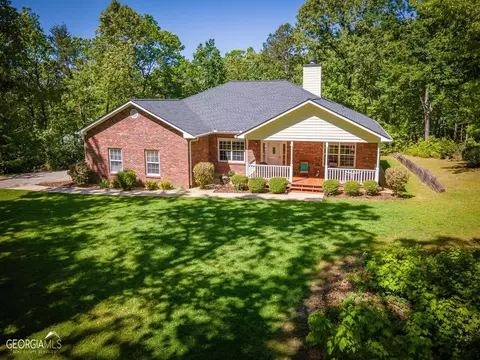 363 Spring Crest Rd, Cleveland, GA 30528