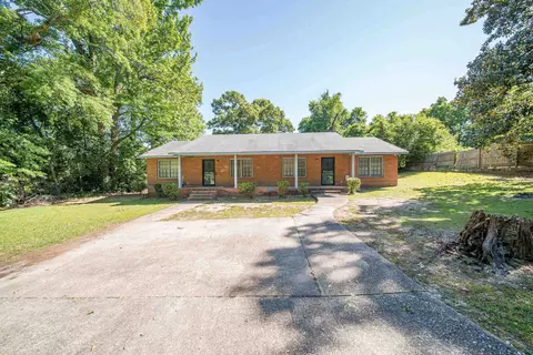 2067 N Andrews Cir, Columbus, GA 31903