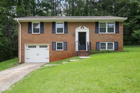 2444 Rolling View Dr SE, Smyrna, GA 30080