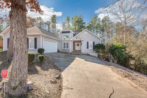 510 Saddle Brooke Dr, Dallas, GA 30132