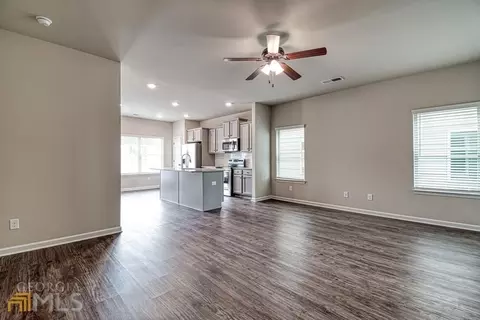 150 Tulip Dr, Covington, GA 30016 photo 5