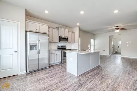 150 Tulip Dr, Covington, GA 30016 photo 9