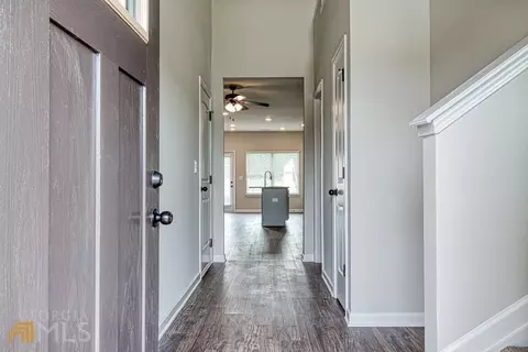 150 Tulip Dr, Covington, GA 30016 photo 2