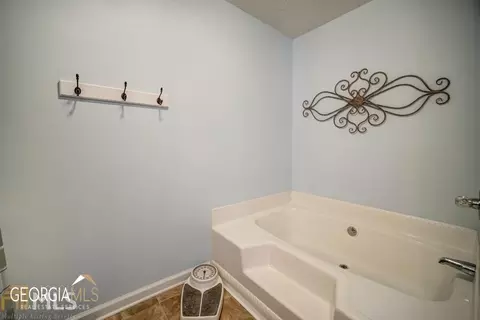 657 Old Milner Rd, Barnesville, GA 30204 photo 12